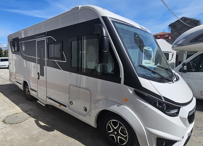 Amphitryon 967 NK 2025 CAMB.AUTOMATICO