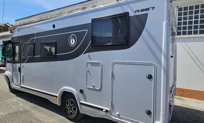Amphitryon 967 NK 2025 CAMB.AUTOMATICO