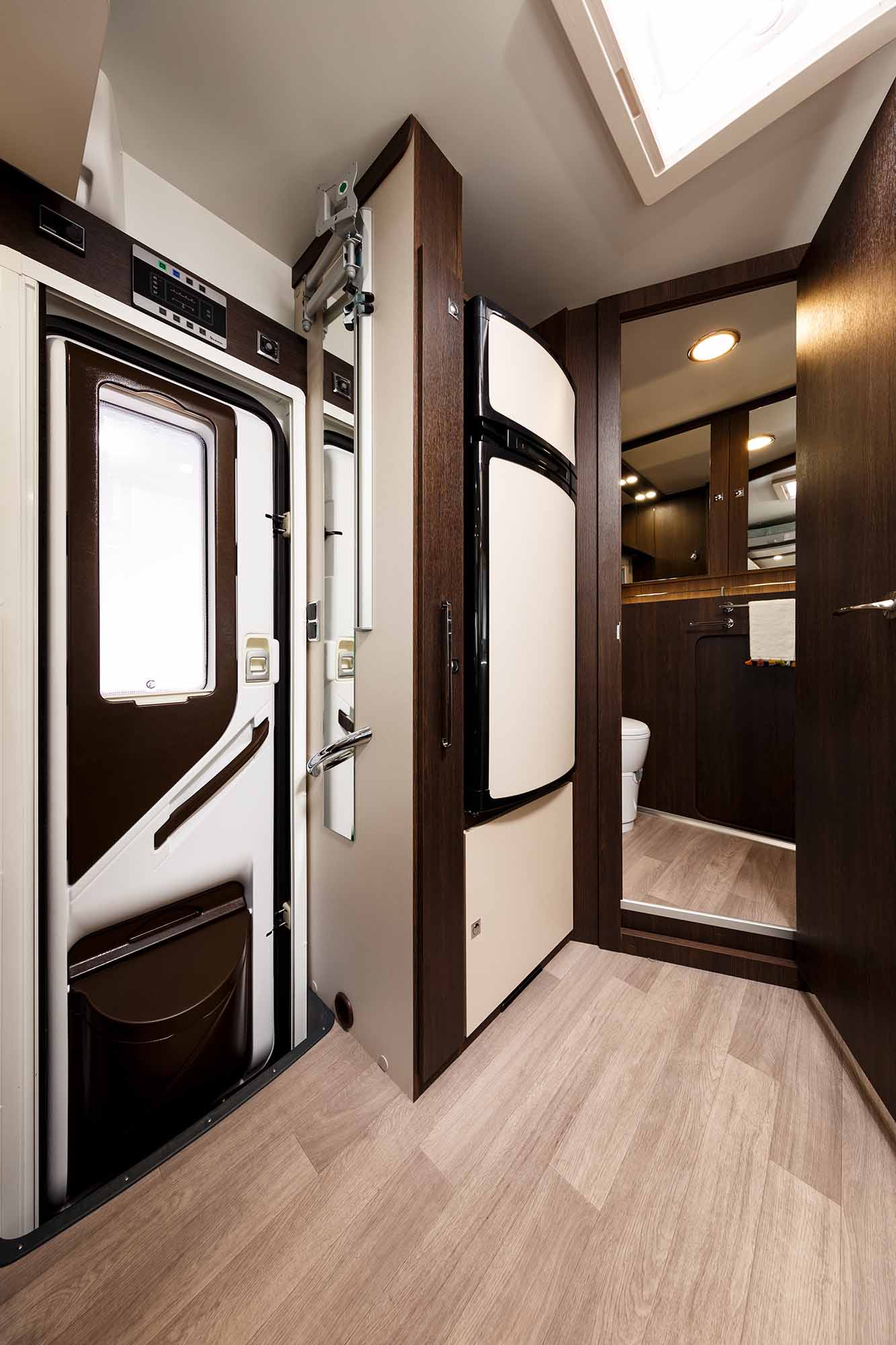 Tessoro 488 NK PRONTA CONSEGNA IN OFFERTA CON INTERNO ECO PELLE