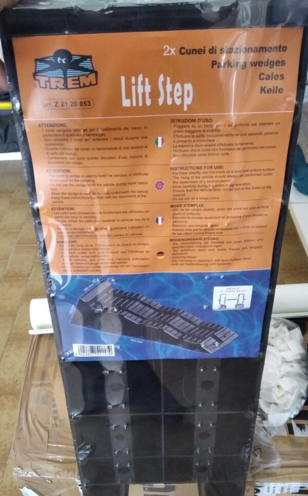 CUNEI DI STAZIONAMENTO