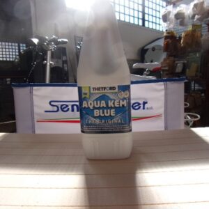 Acqua kem blue 2LT