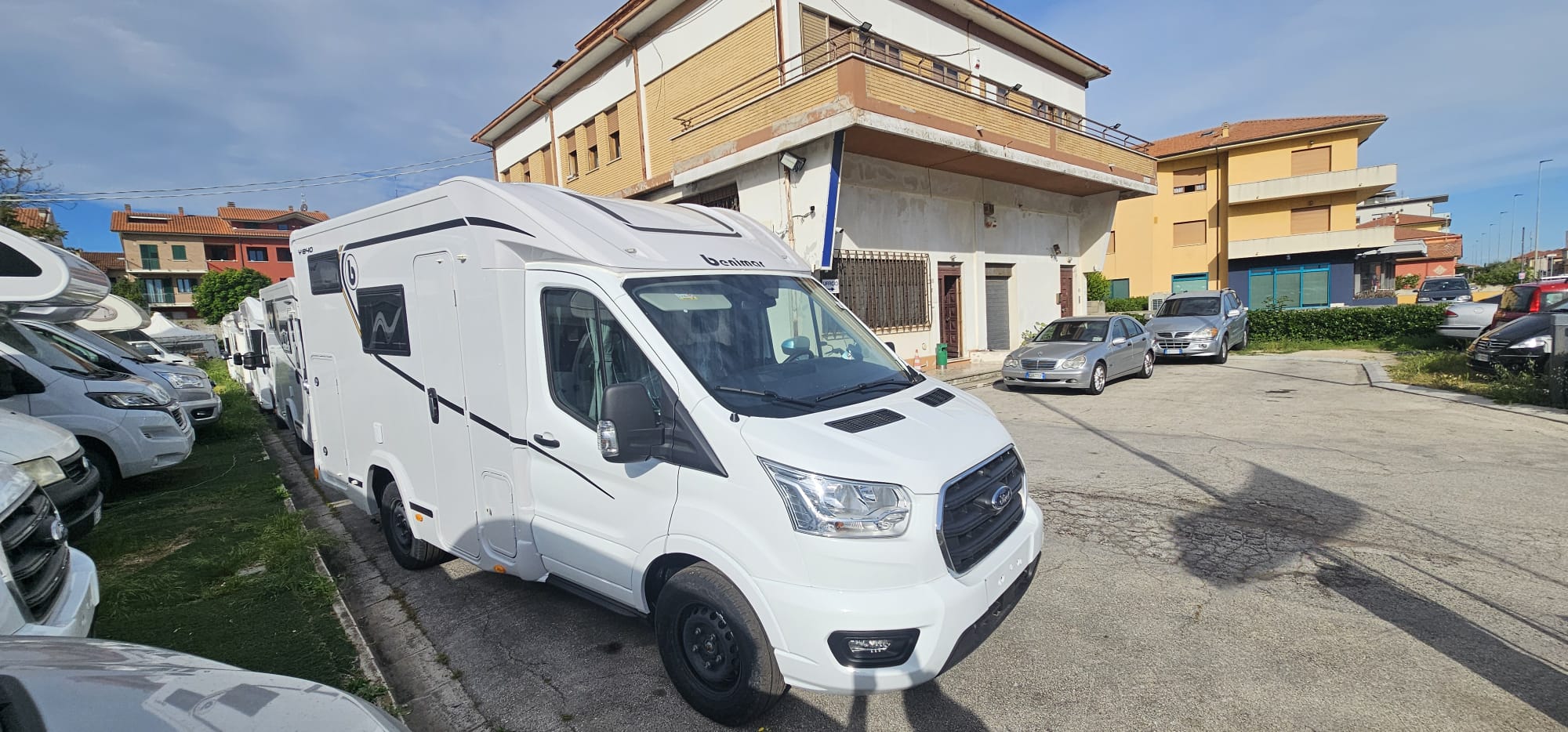 Y840 NEW COMPATTO 599  – 214 CM